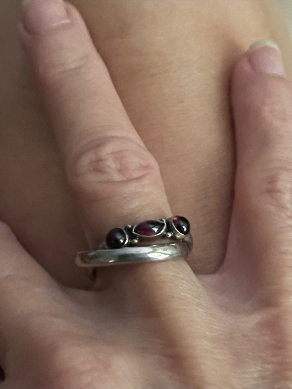 Sterling silver and amethyst infinity ring